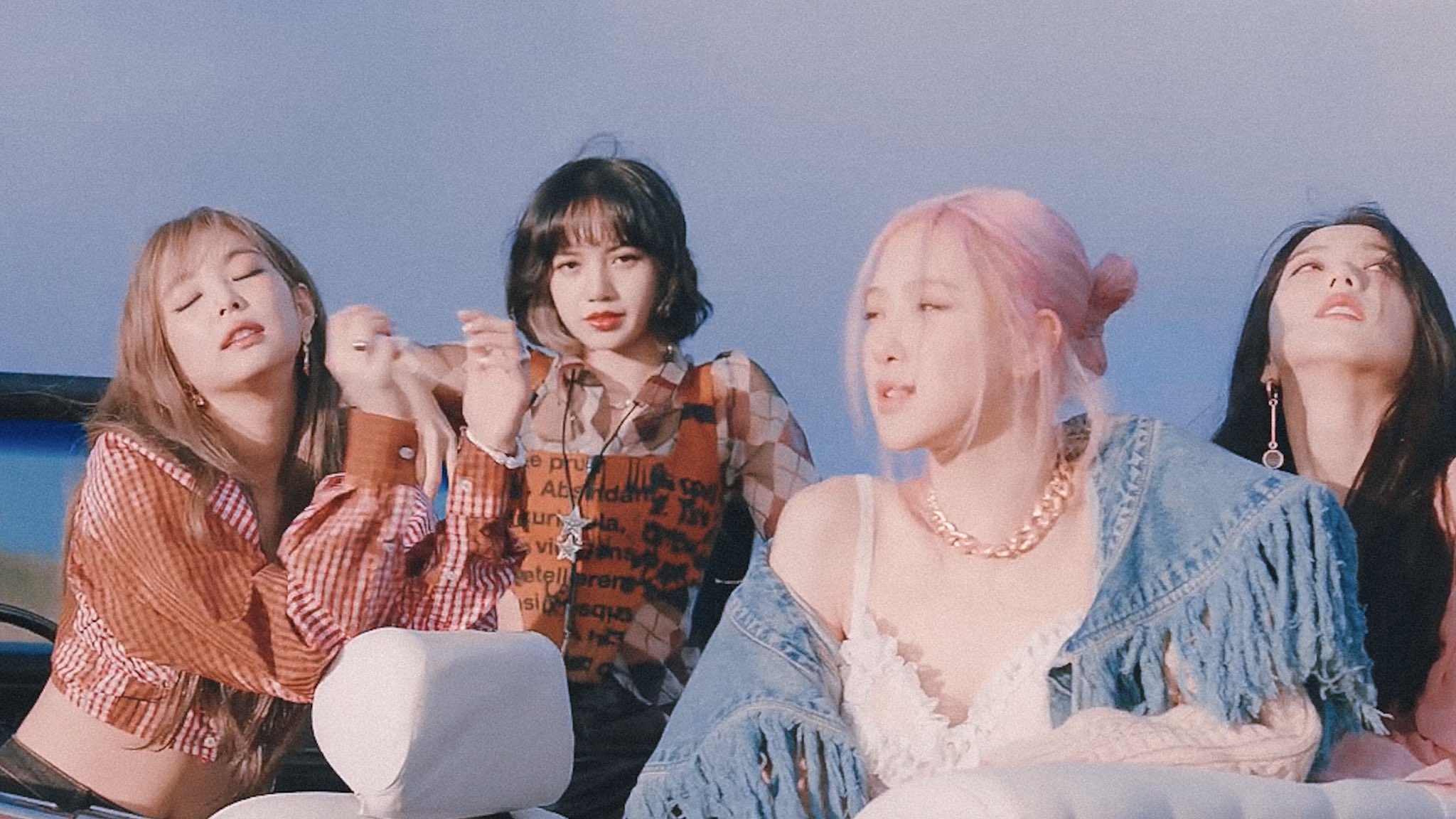 Blackpink Live Wallpaper Pc Lisa Blackpink Wallpapers Bodenewasurk