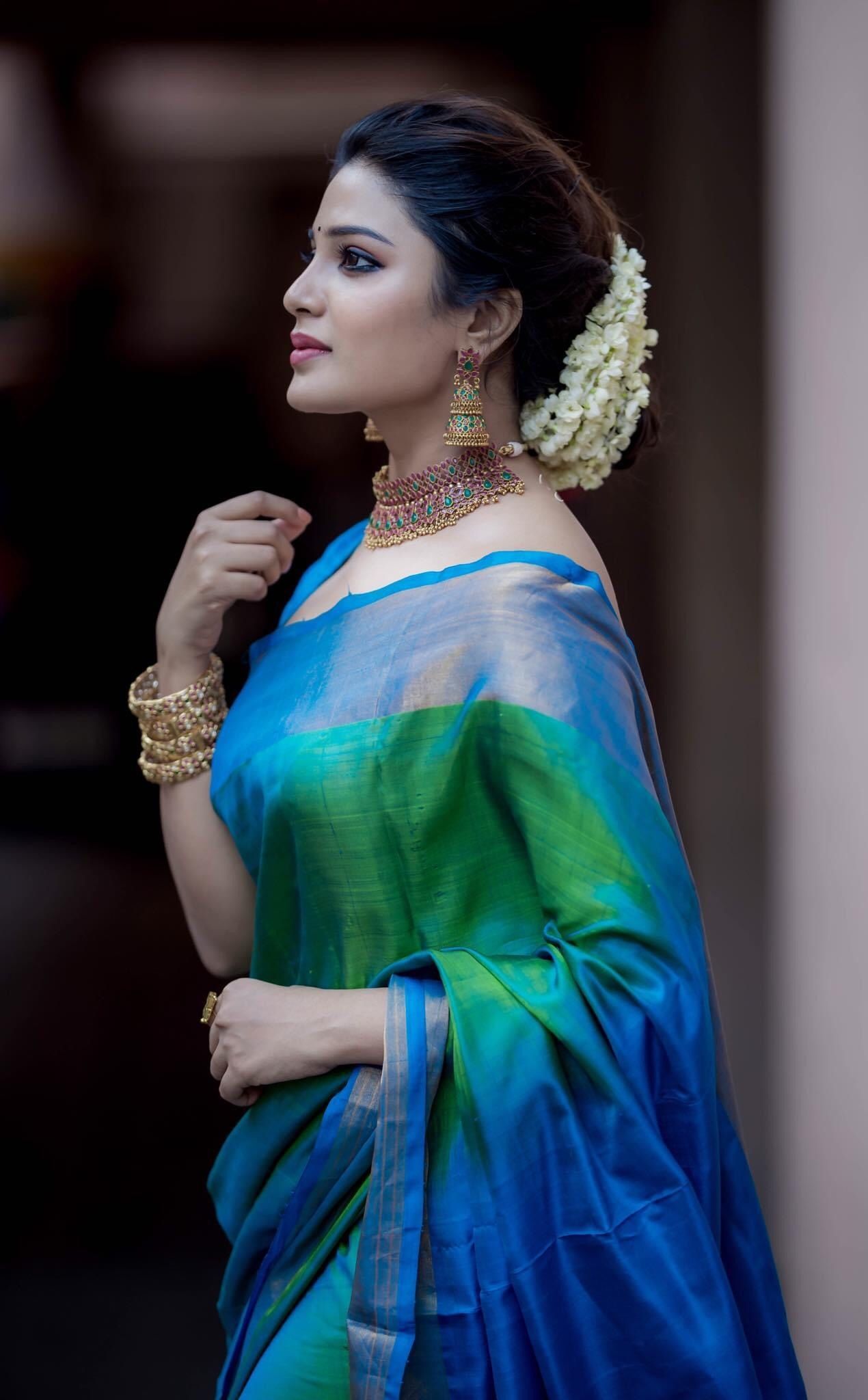 Saree Girl Wallpapers Wallpaper Cave
