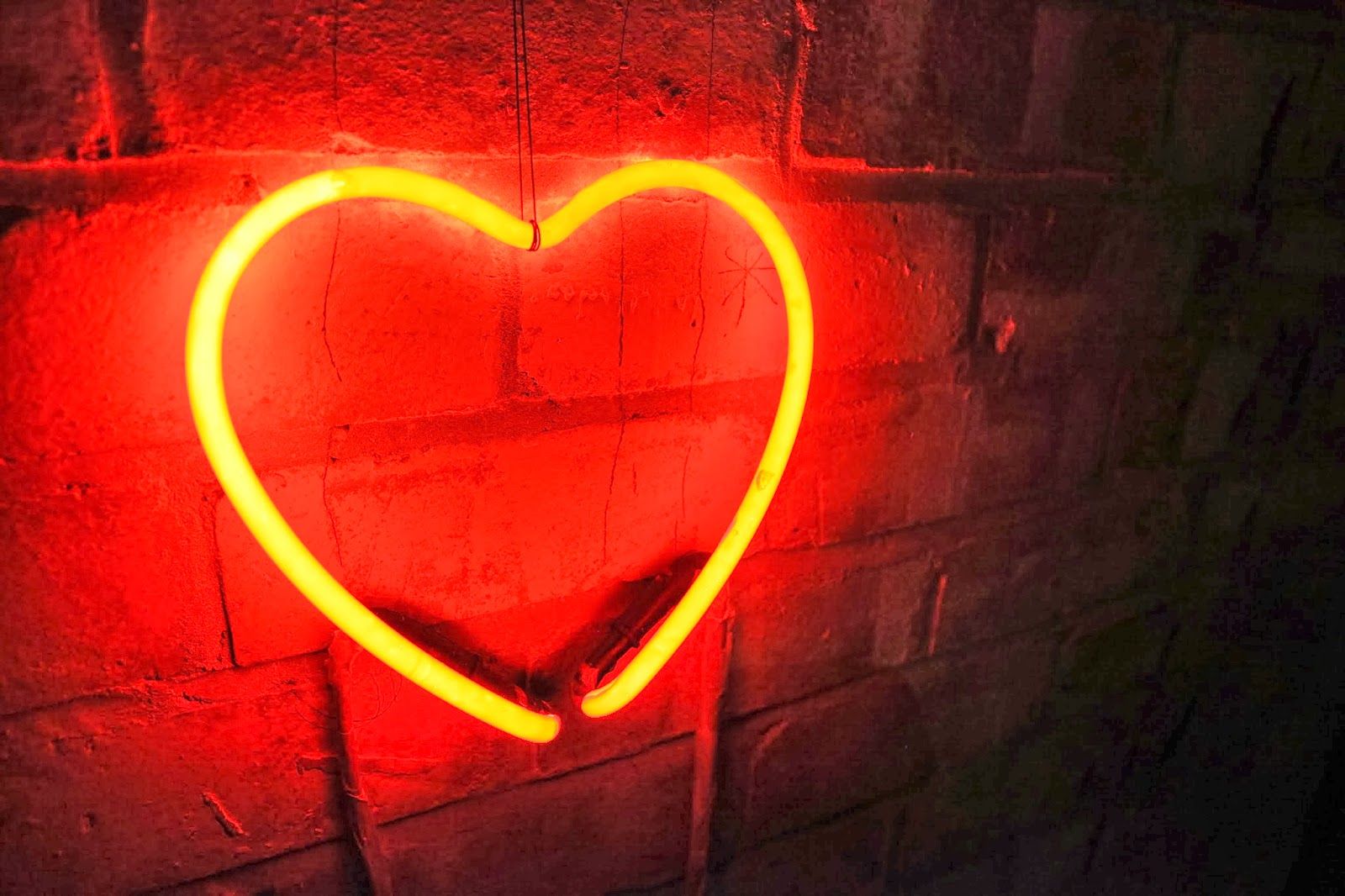 Neon Heart Wallpapers Wallpaper Cave