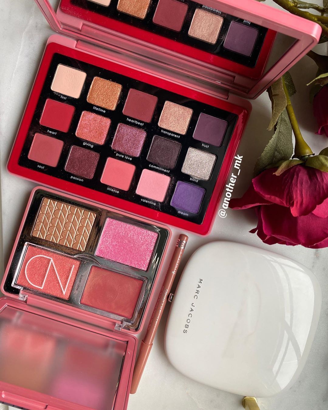 Eyeshadow Palette Wallpapers Wallpaper Cave