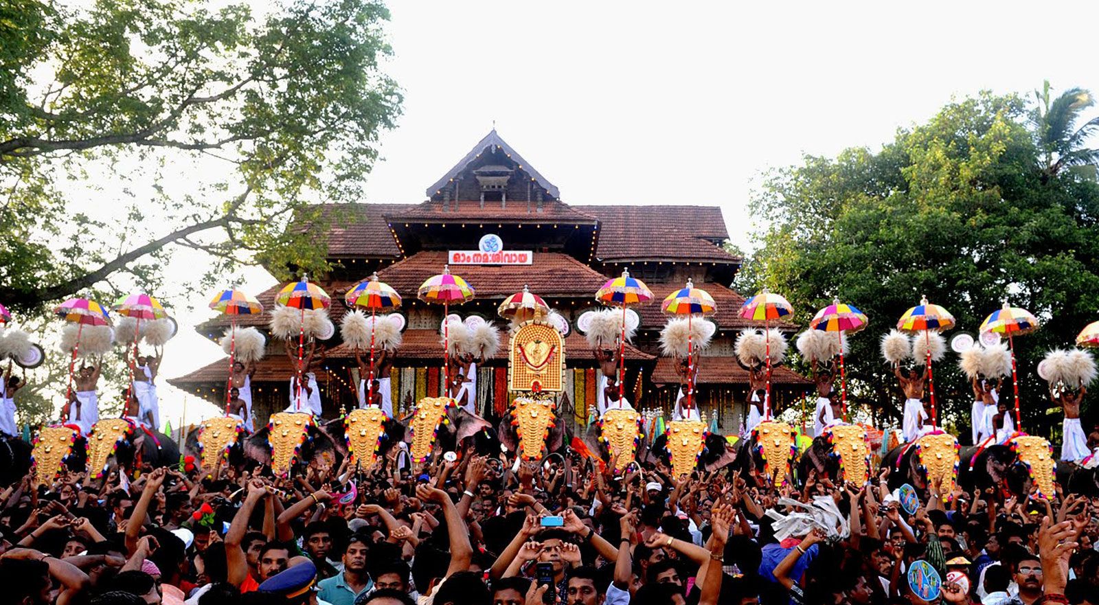 Thrissur Pooram Wallpapers Wallpaper Cave