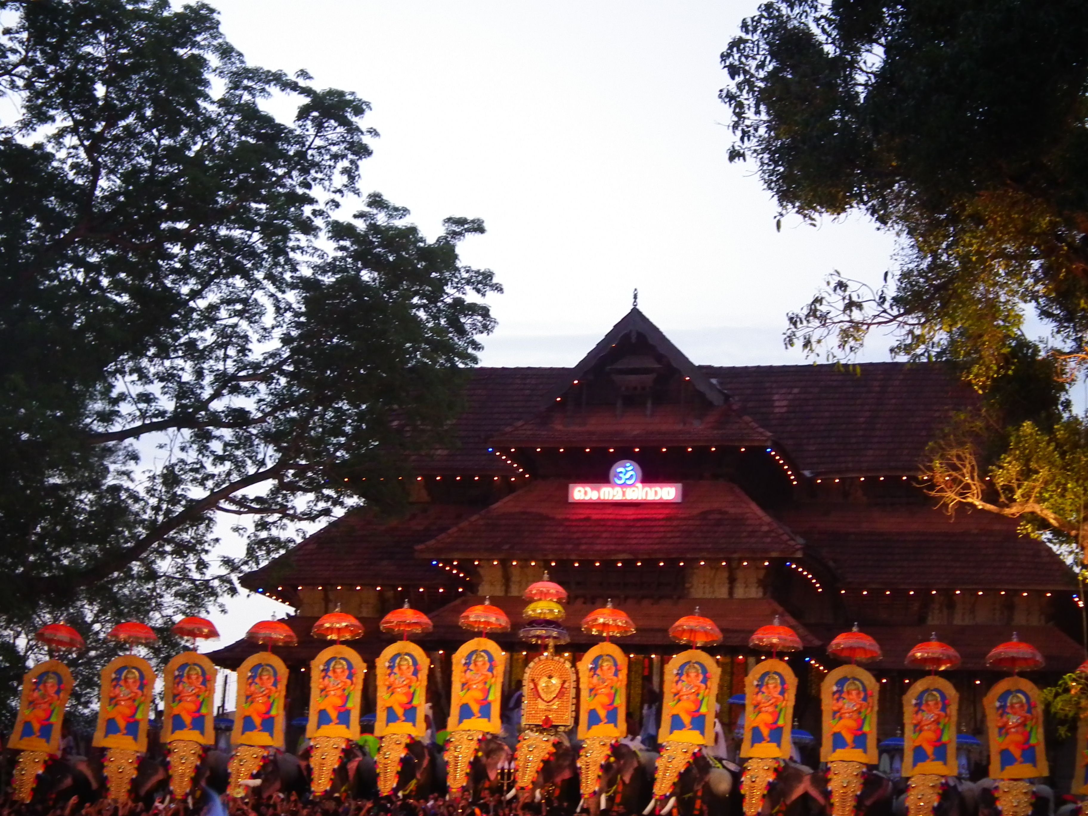 Thrissur Pooram Wallpapers Wallpaper Cave