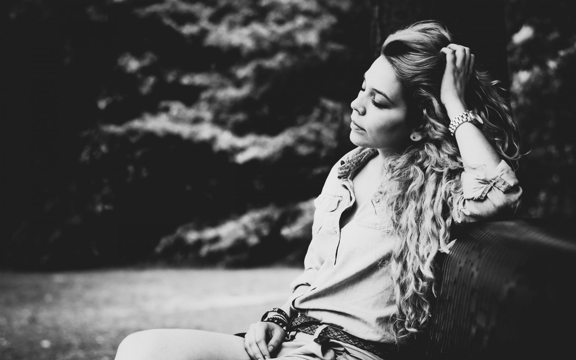 Thinking Girl Wallpapers Wallpaper Cave