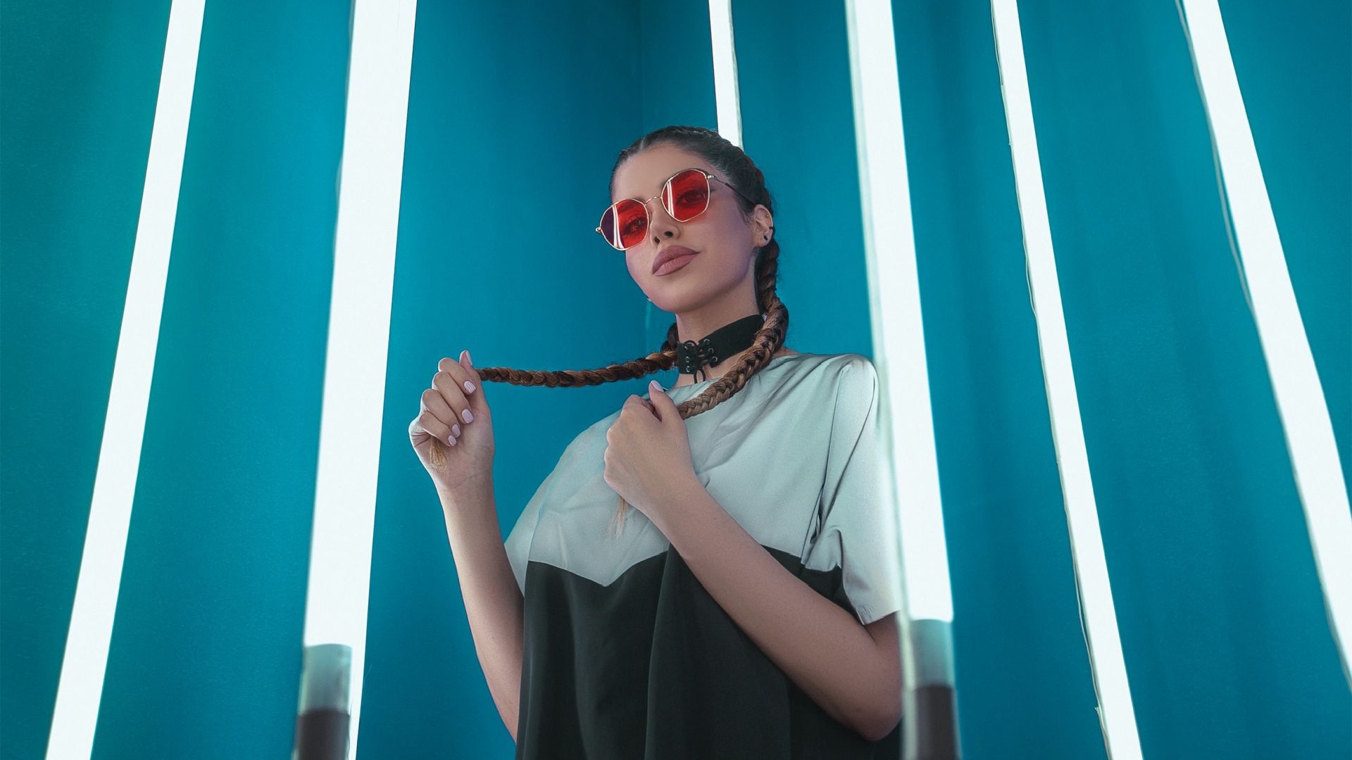 Specs Girl Wallpapers Wallpaper Cave