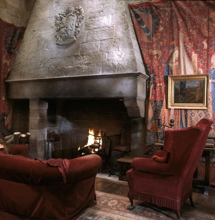 Gryffindor Common Room Wallpapers Wallpaper Cave