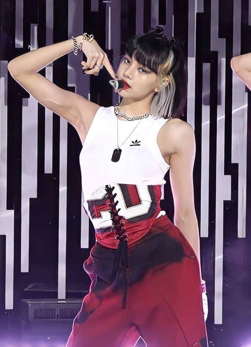 Blackpink Pretty Savage Wallpapers Wallpaper Cave