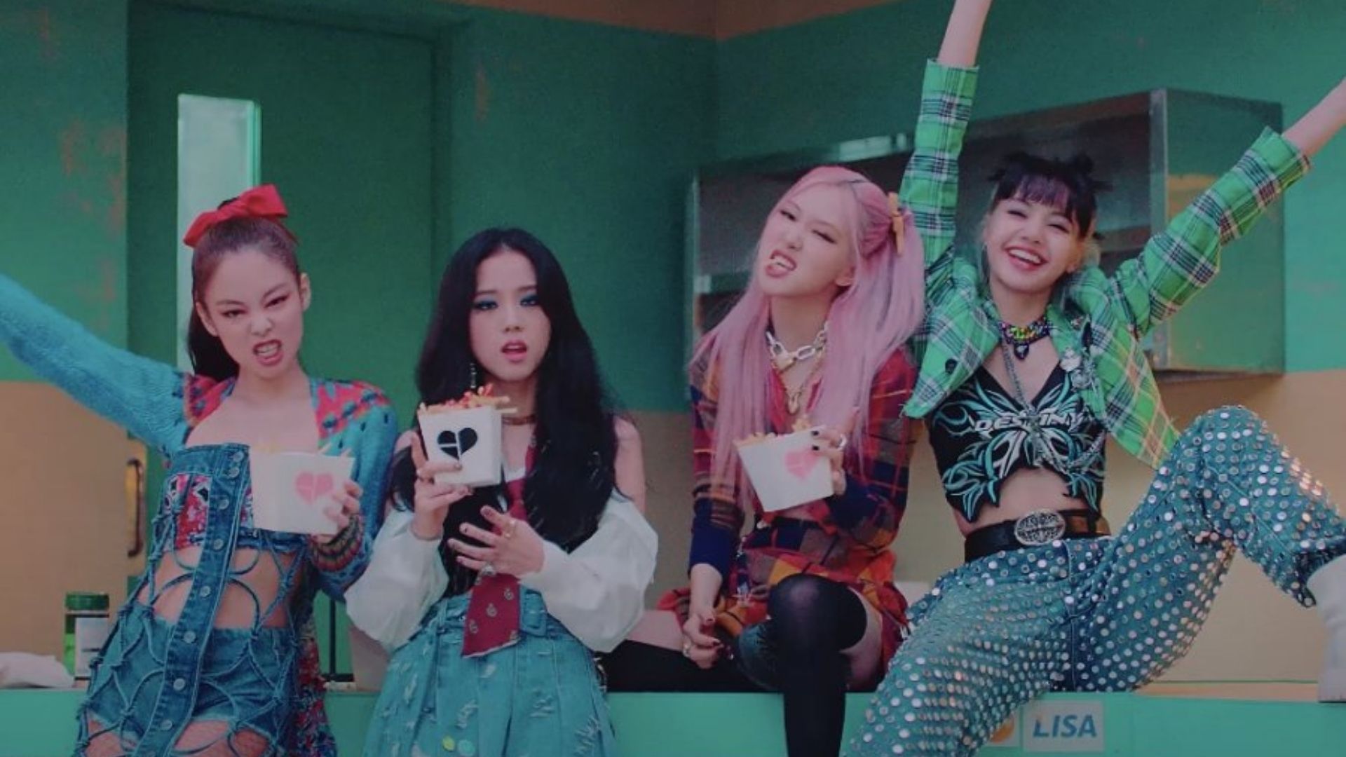 Blackpink Pretty Savage Wallpapers Wallpaper Cave