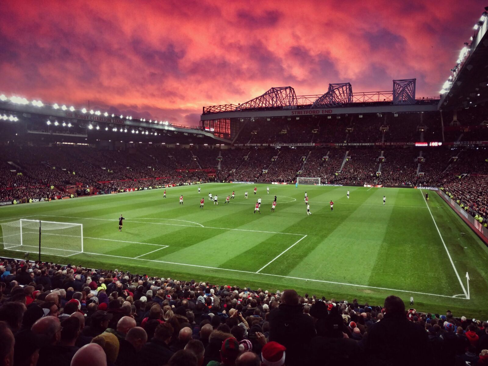 Manchester United Old Trafford Hd Wallpapers For Laptop