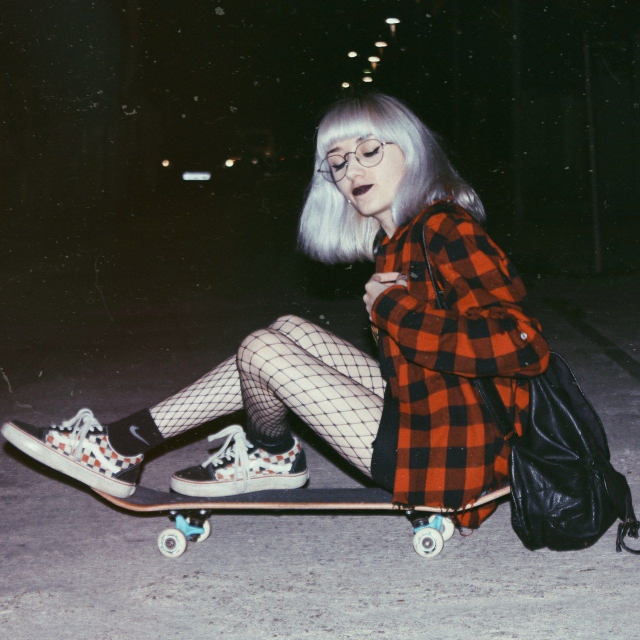 Aesthetic Skater Girl Wallpapers Wallpaper Cave