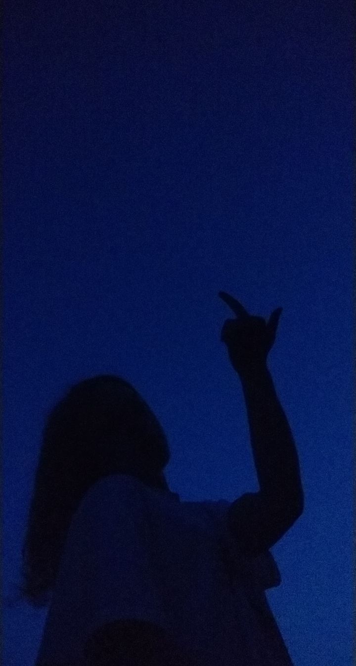 Blue Aesthetic Girl Wallpapers Wallpaper Cave