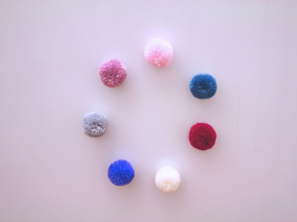 Pom Poms Wallpapers Wallpaper Cave