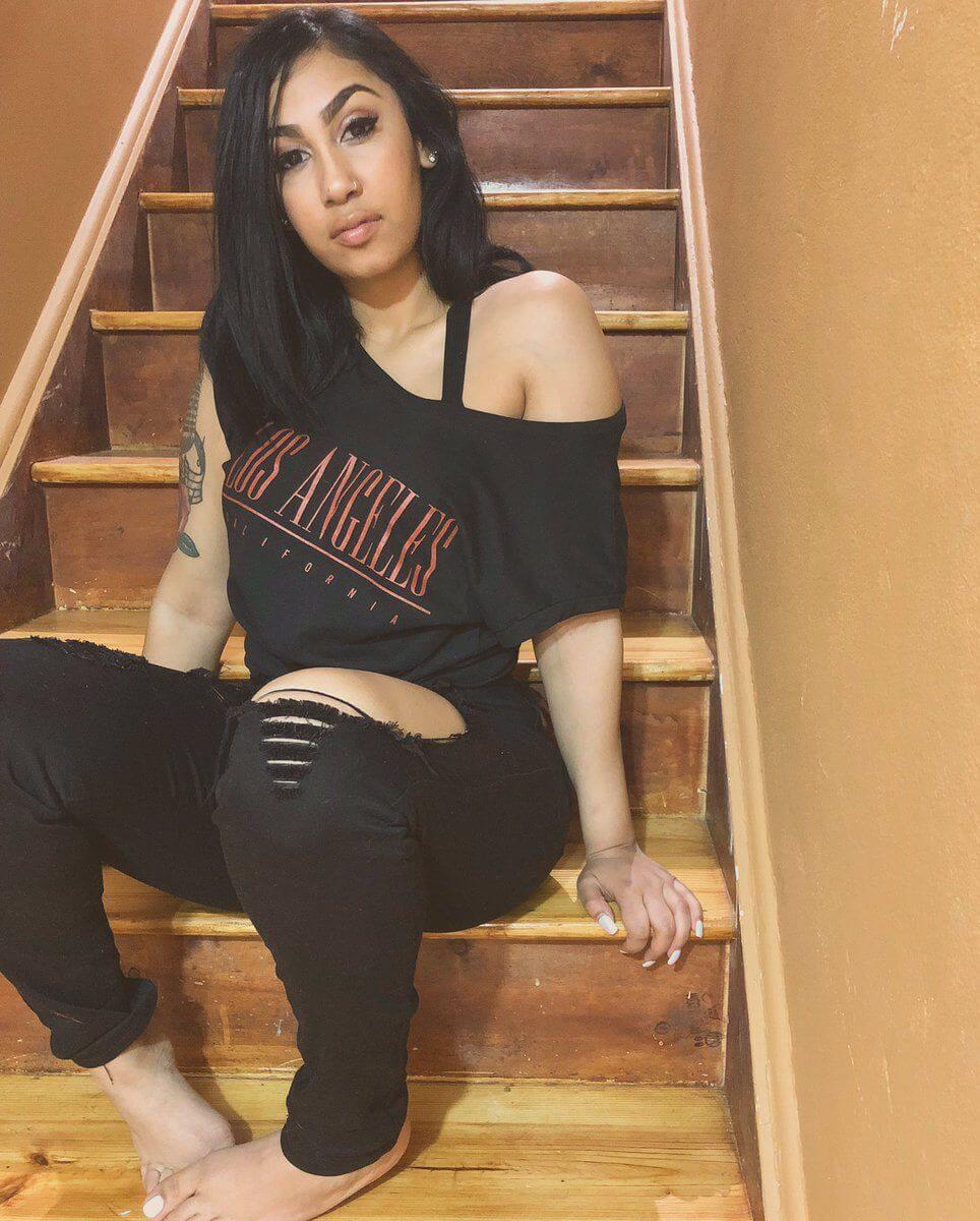 Queen Naija iPhone Wallpapers - Wallpaper Cave