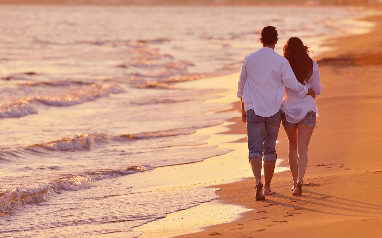 Beach Couple Wallpapers Wallpaper Cave
