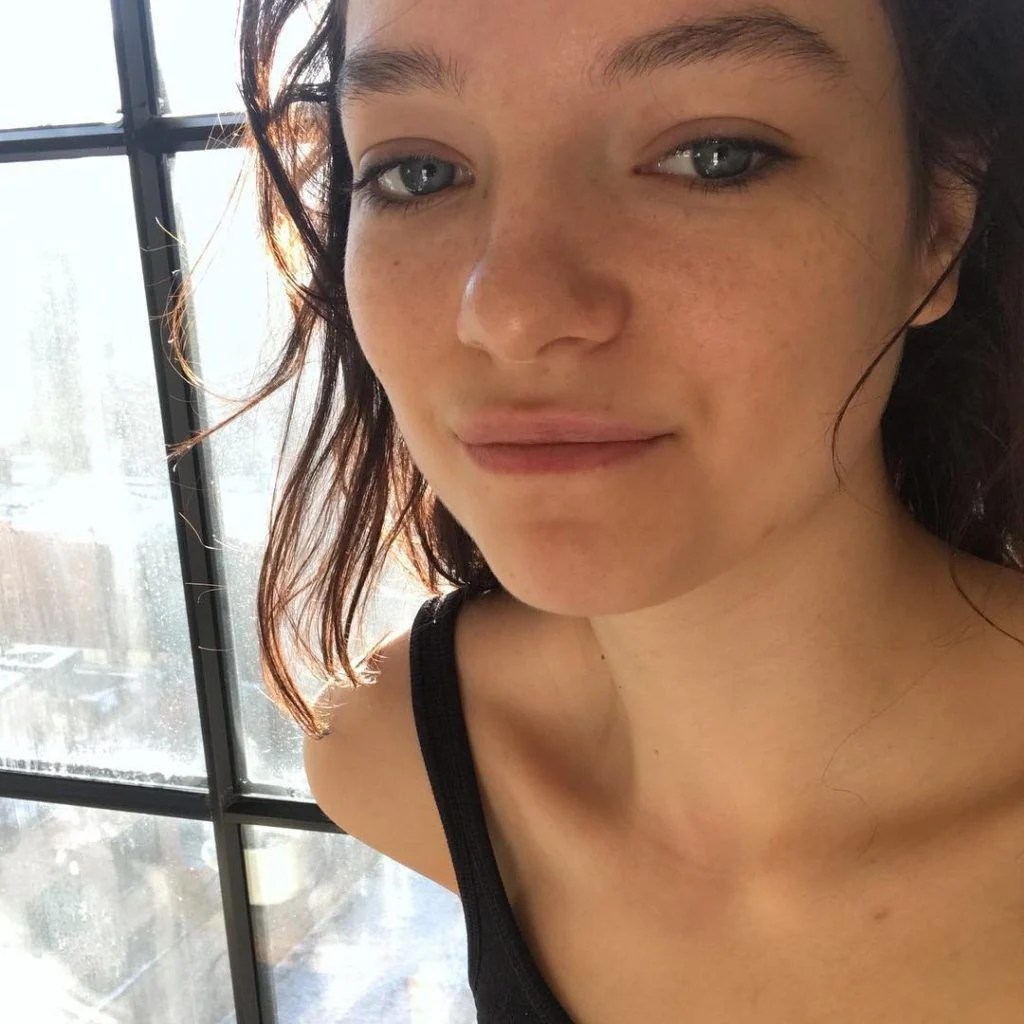 Esme Creed Miles Wallpapers - Wallpaper Cave