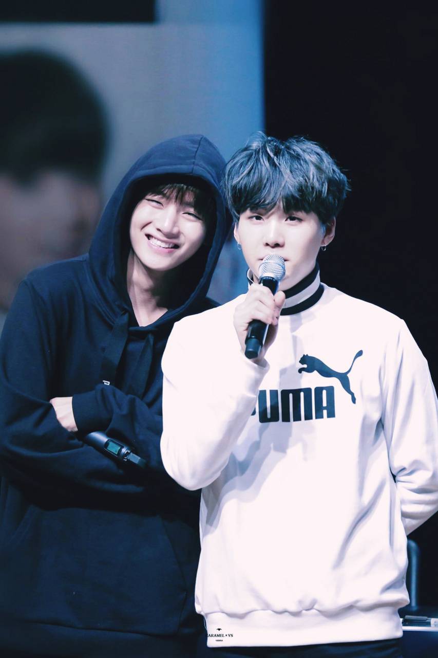 BTS V And Suga Wallpapers Wallpaper Cave