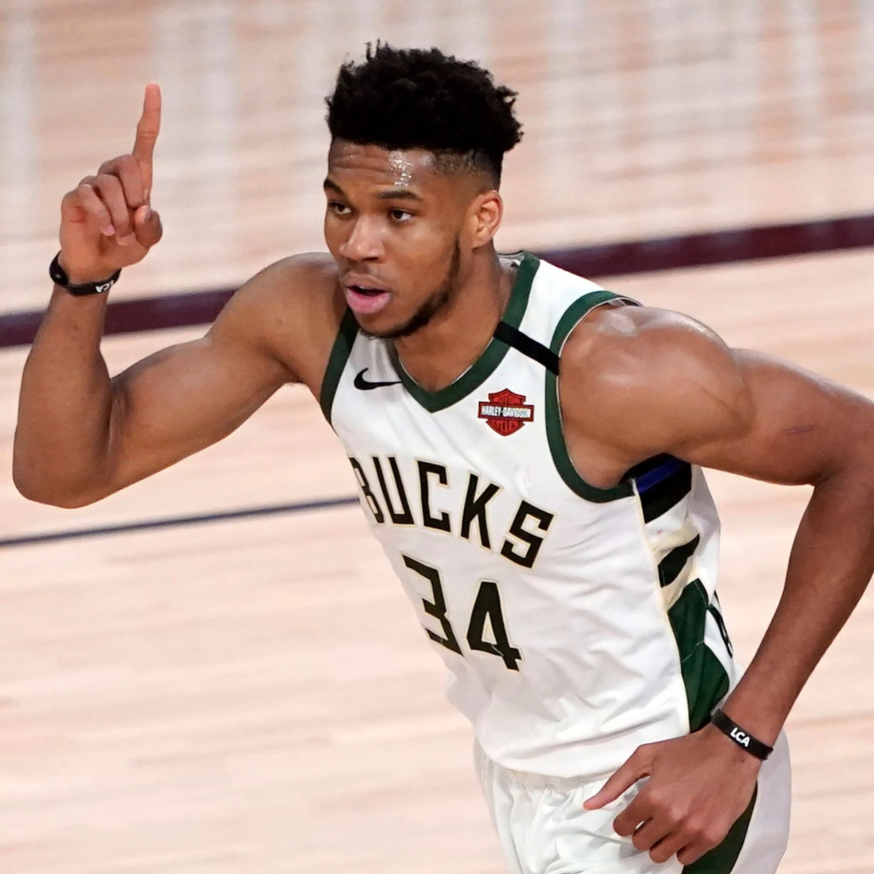 Giannis Antetokounmpo 2021 Wallpapers Wallpaper Cave