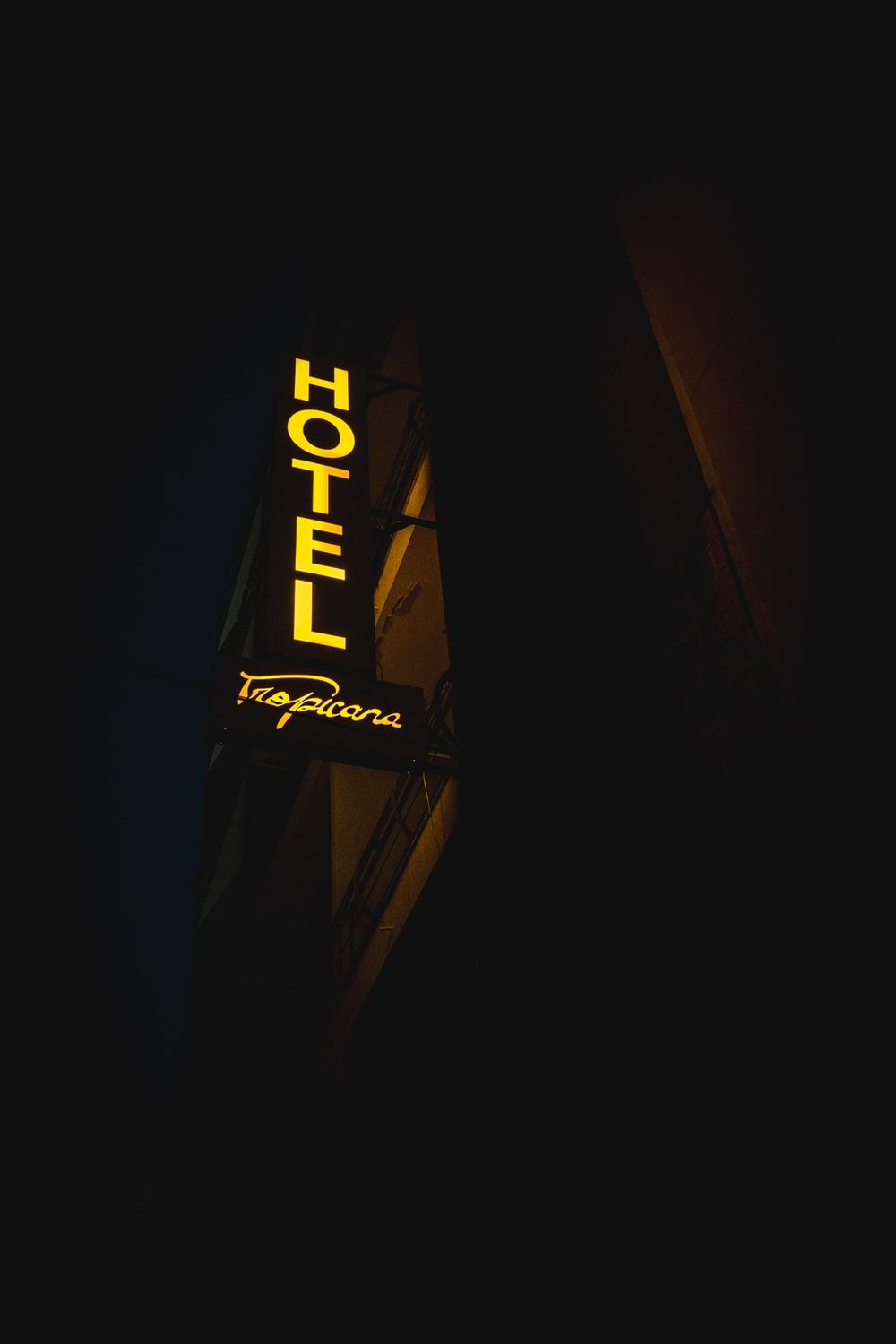 Yellow Neon Lights Wallpapers Wallpaper Cave