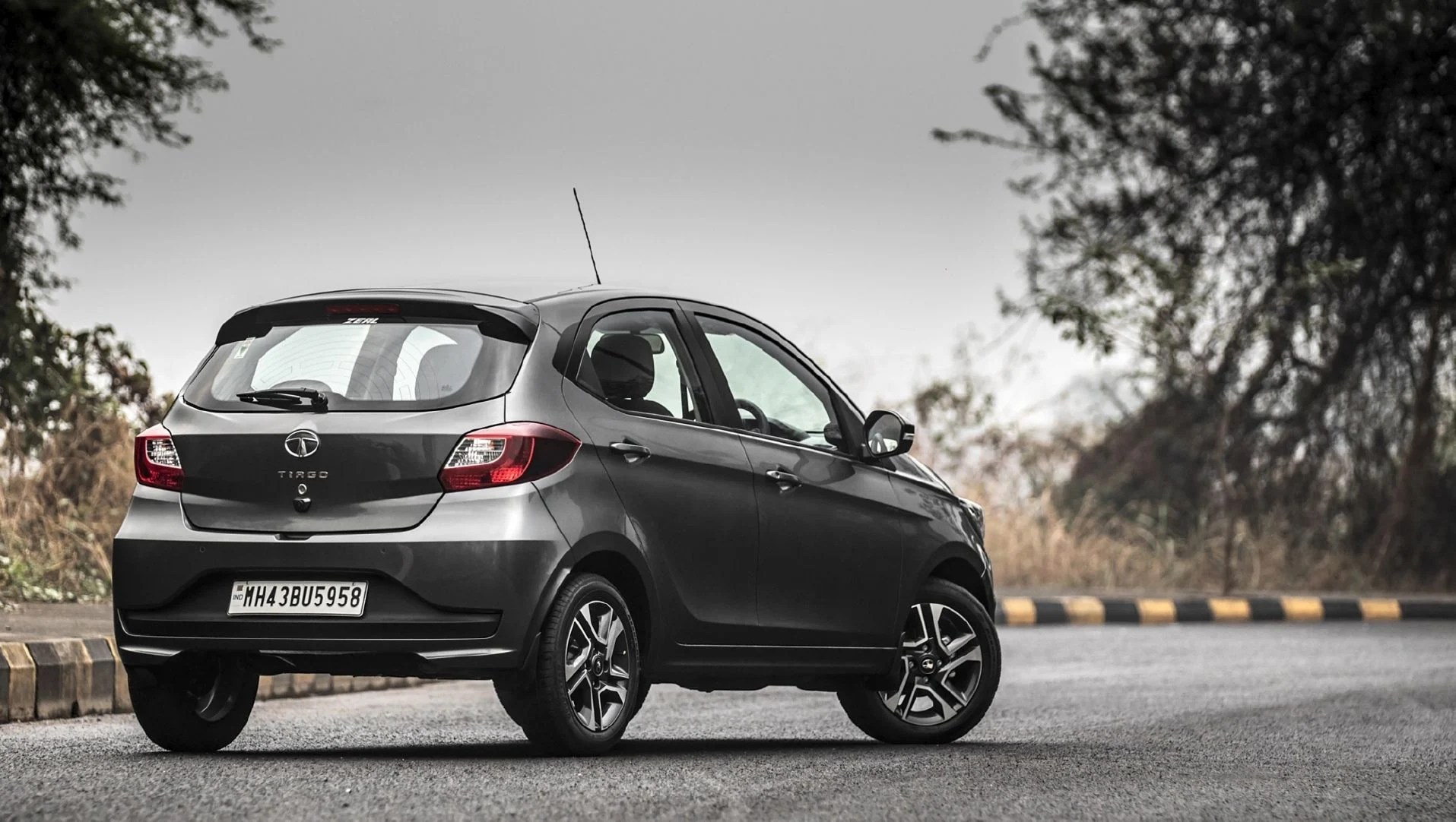 Tata Tiago Daytona Grey Wallpapers Wallpaper Cave