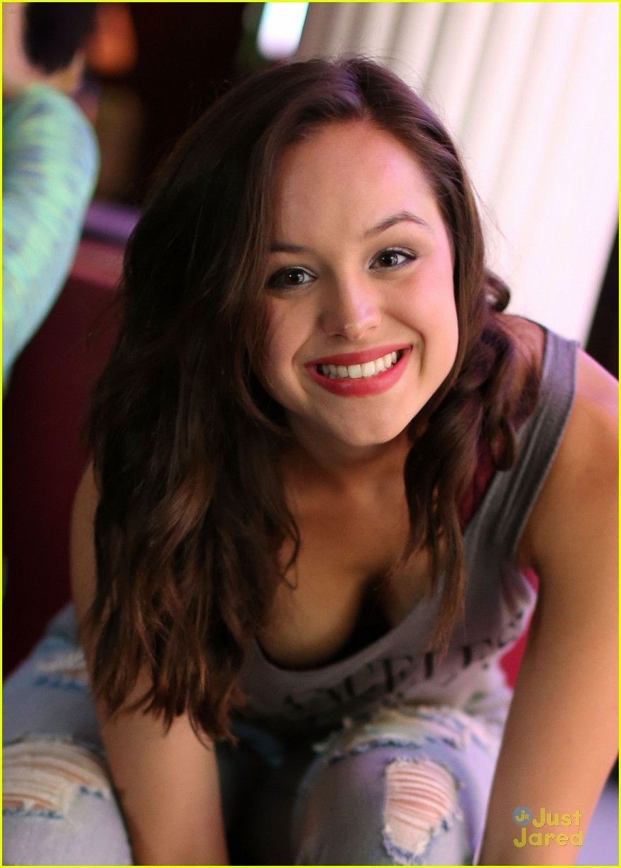 Hayley Orrantia Wallpapers - Wallpaper Cave