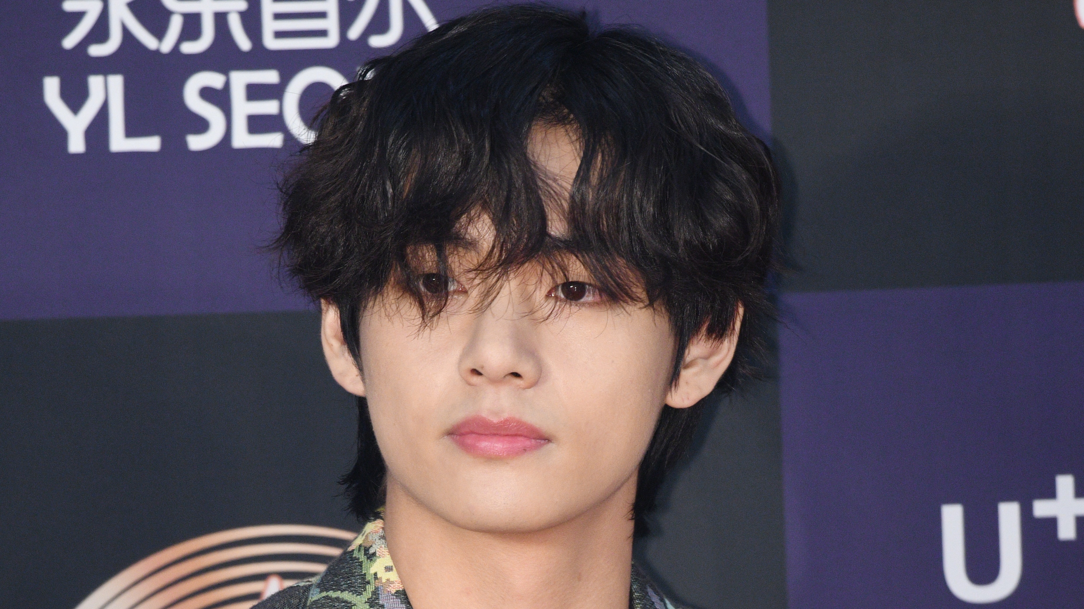 BTS V Black Hair Wallpapers Wallpaper Cave