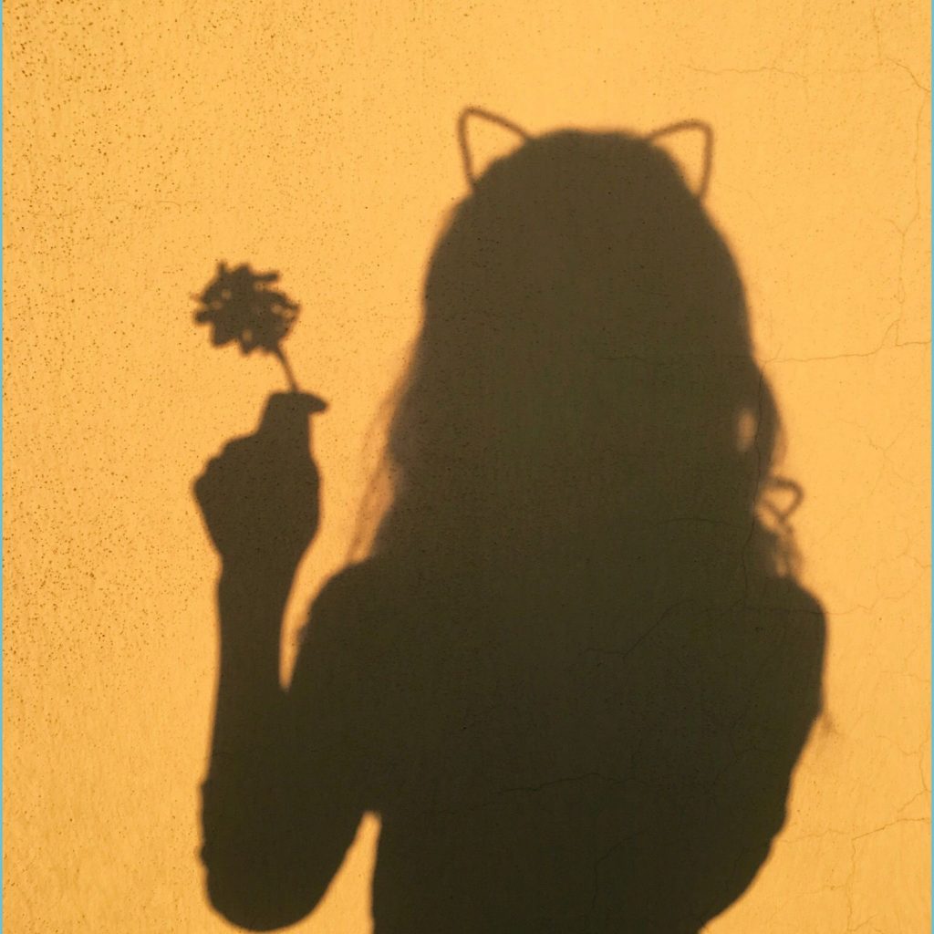 Yellow Girl Wallpapers Wallpaper Cave