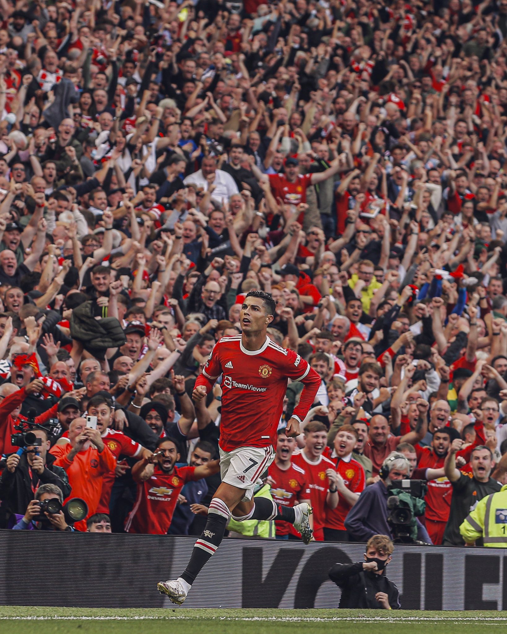 Cristiano Ronaldo Manchester United 2021 HD Wallpapers Wallpaper Cave