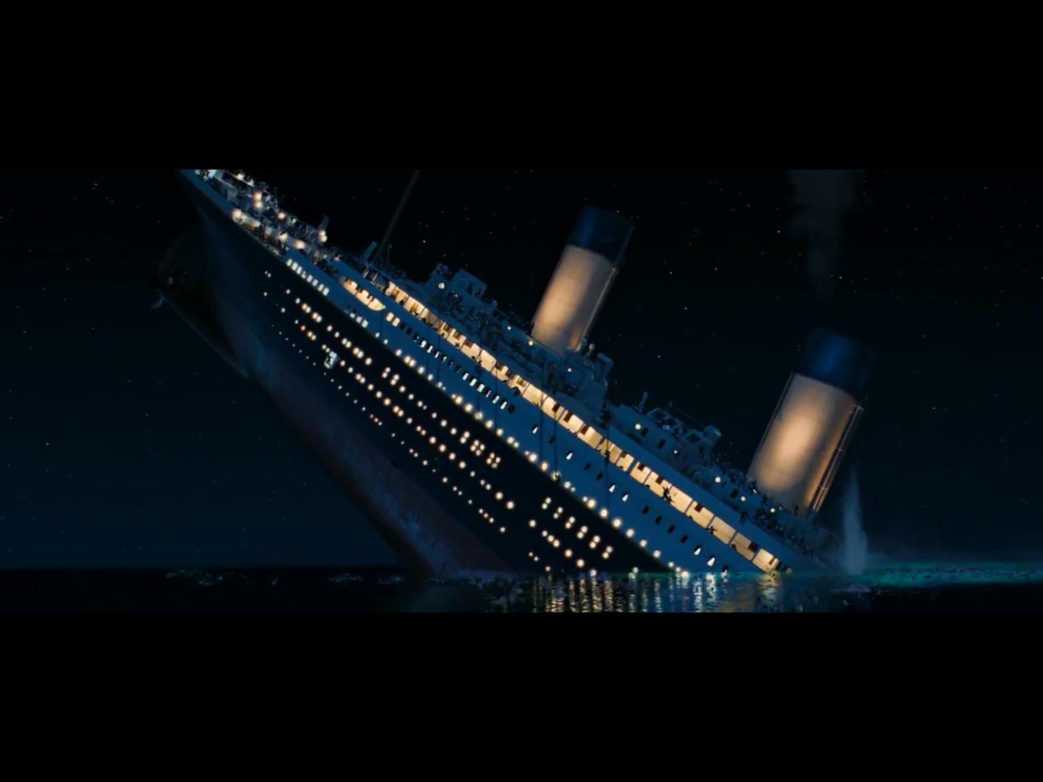 Titanic Sinking Wallpapers Wallpaper Cave