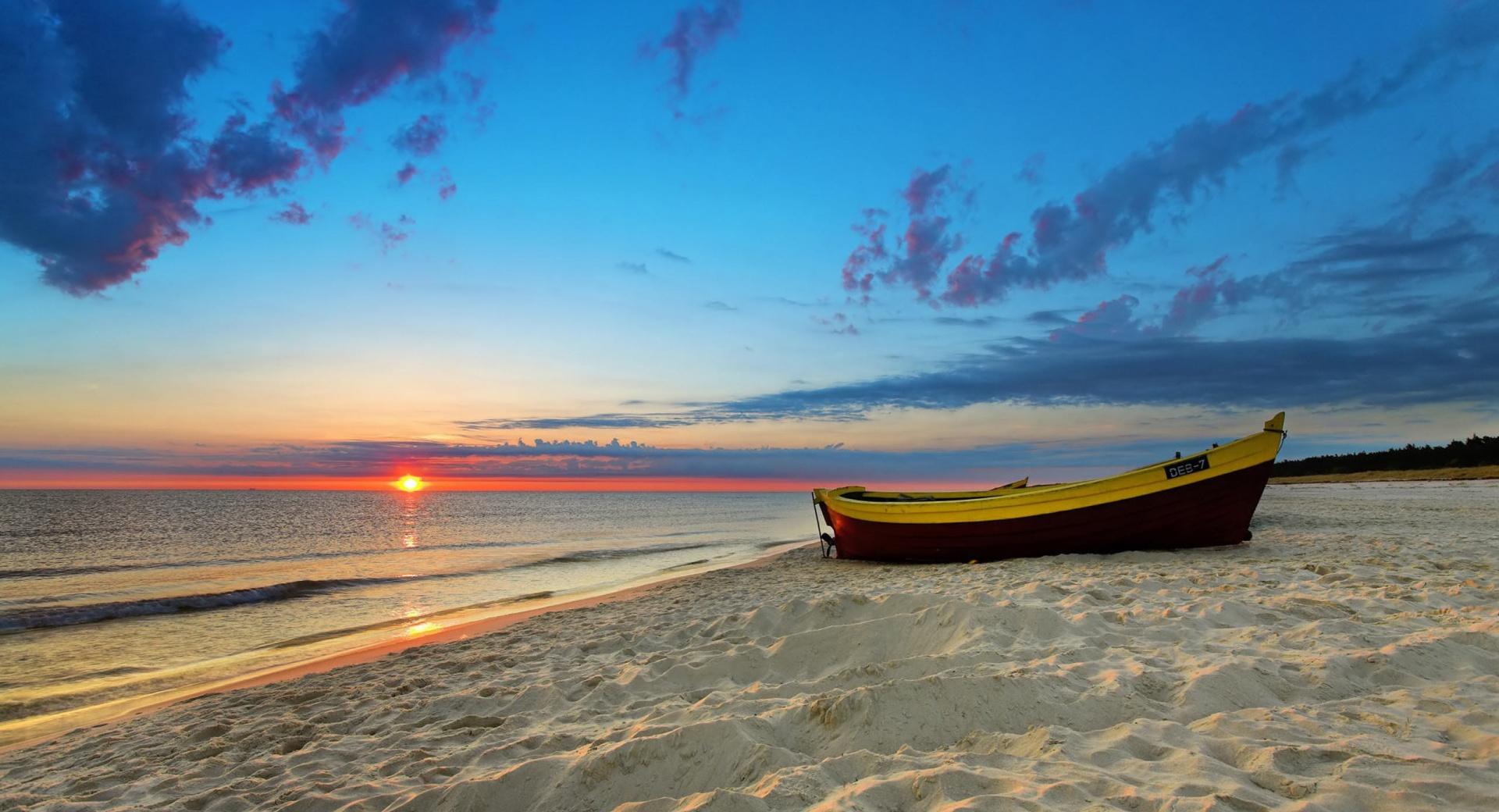 Beach Wallpaper HD 2048 x 2048 iPad wallpaper download