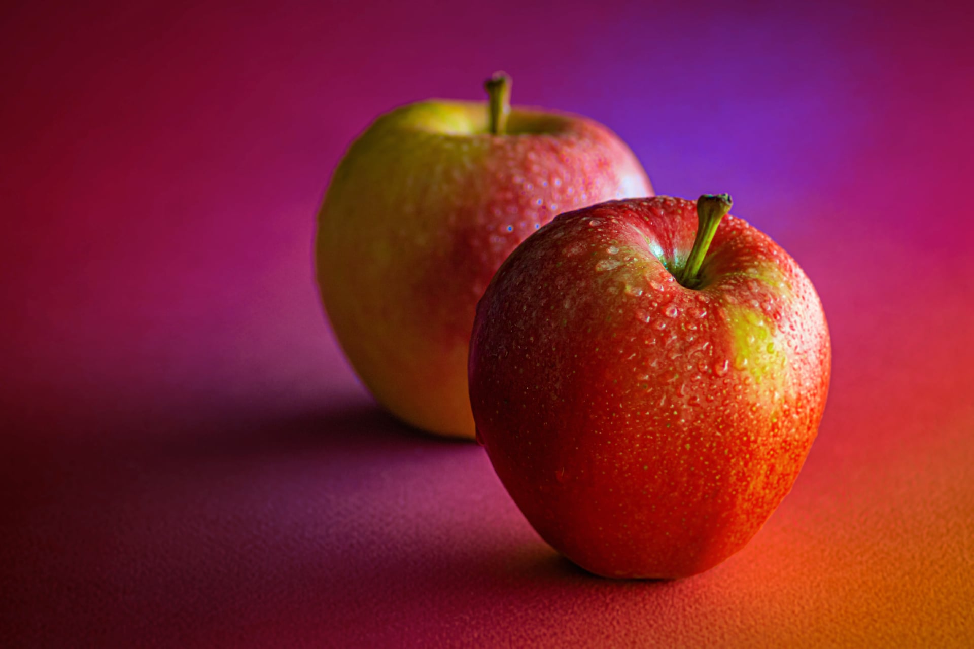 Red Apples Wallpaper HD Download