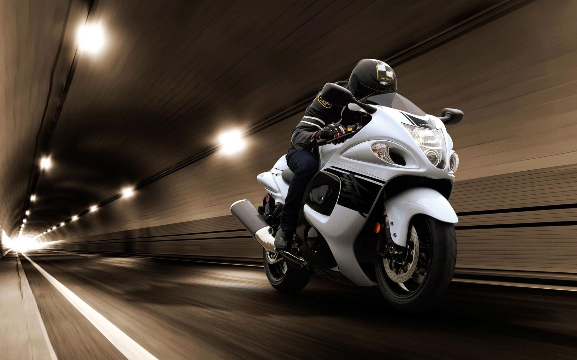 White Hayabusa Wallpaper