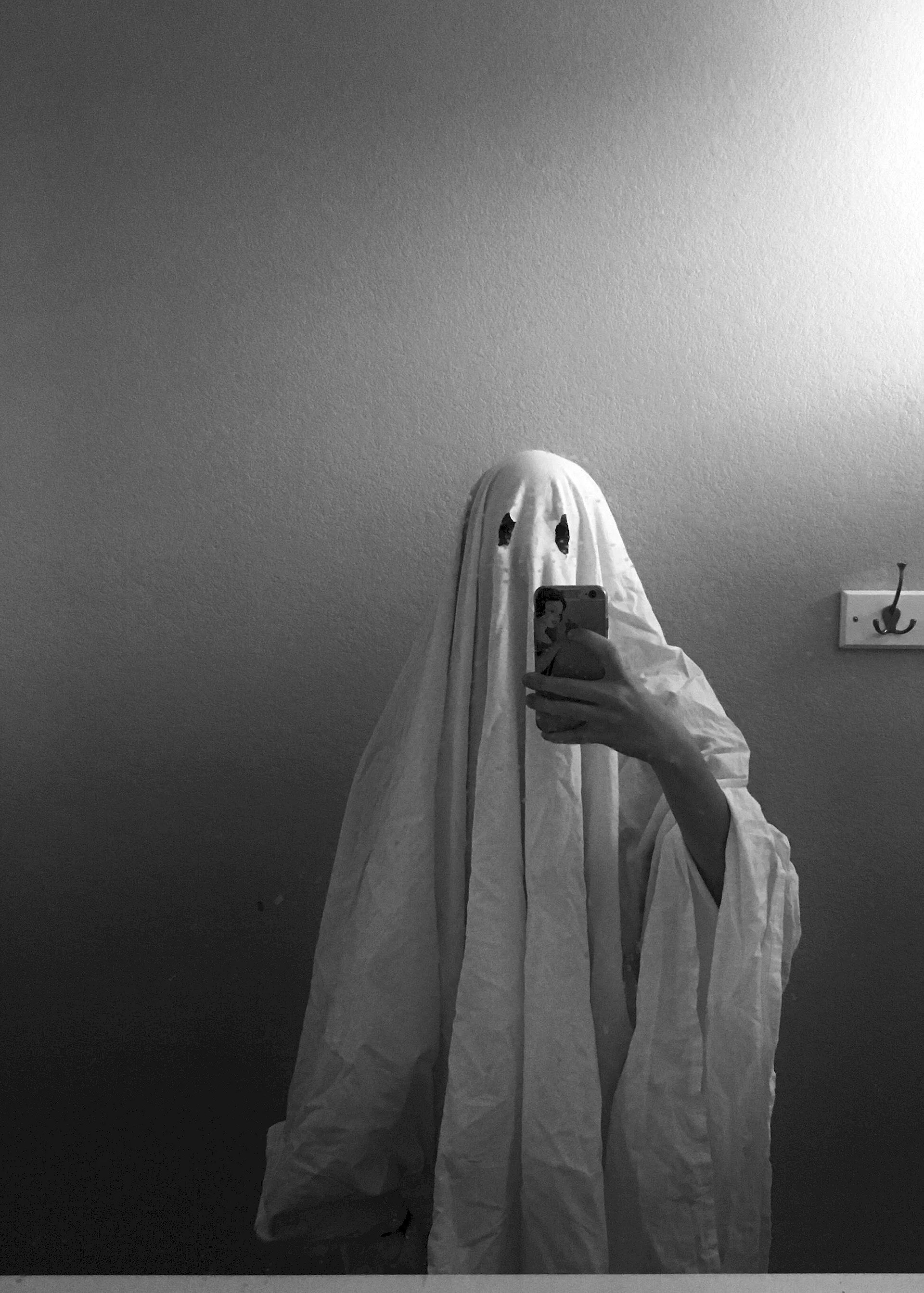 Ghost Aesthetic Wallpapers Free Ghost Aesthetic Backgrounds