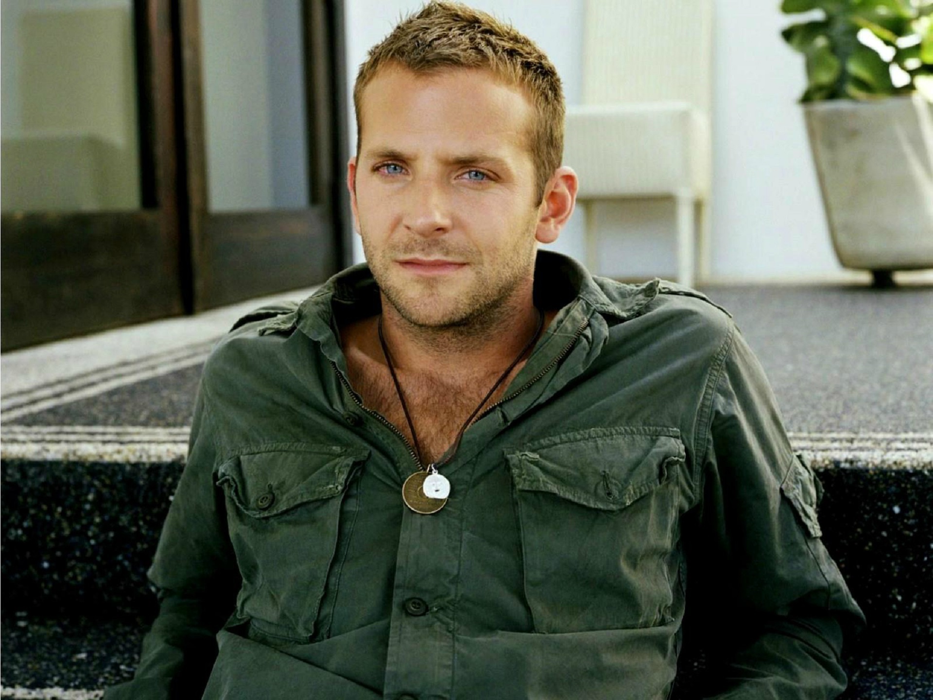 Bradley Cooper Wallpapers Images Photos Pictures Backgrounds