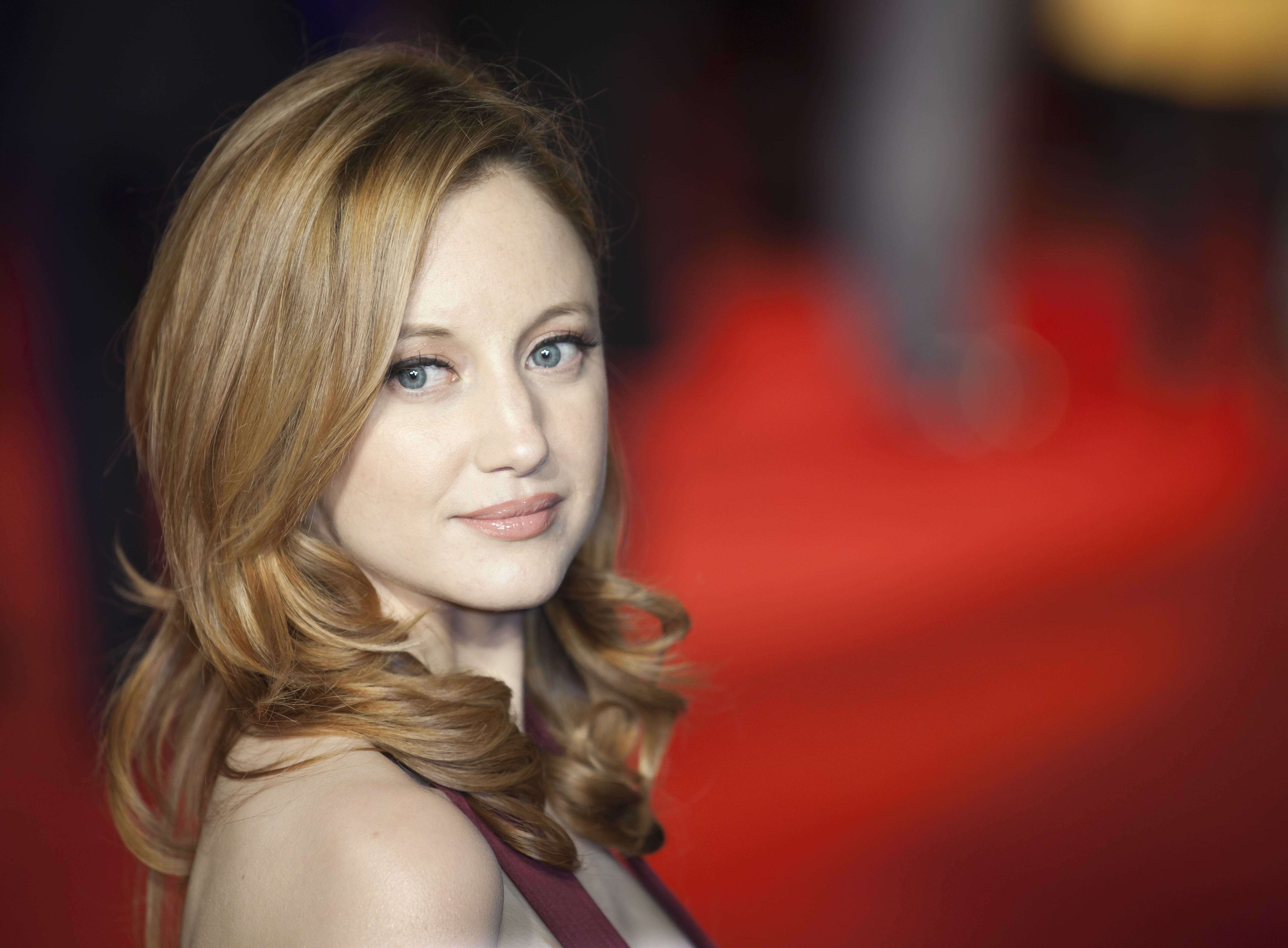 Andrea Riseborough Wallpapers Images Photos Pictures