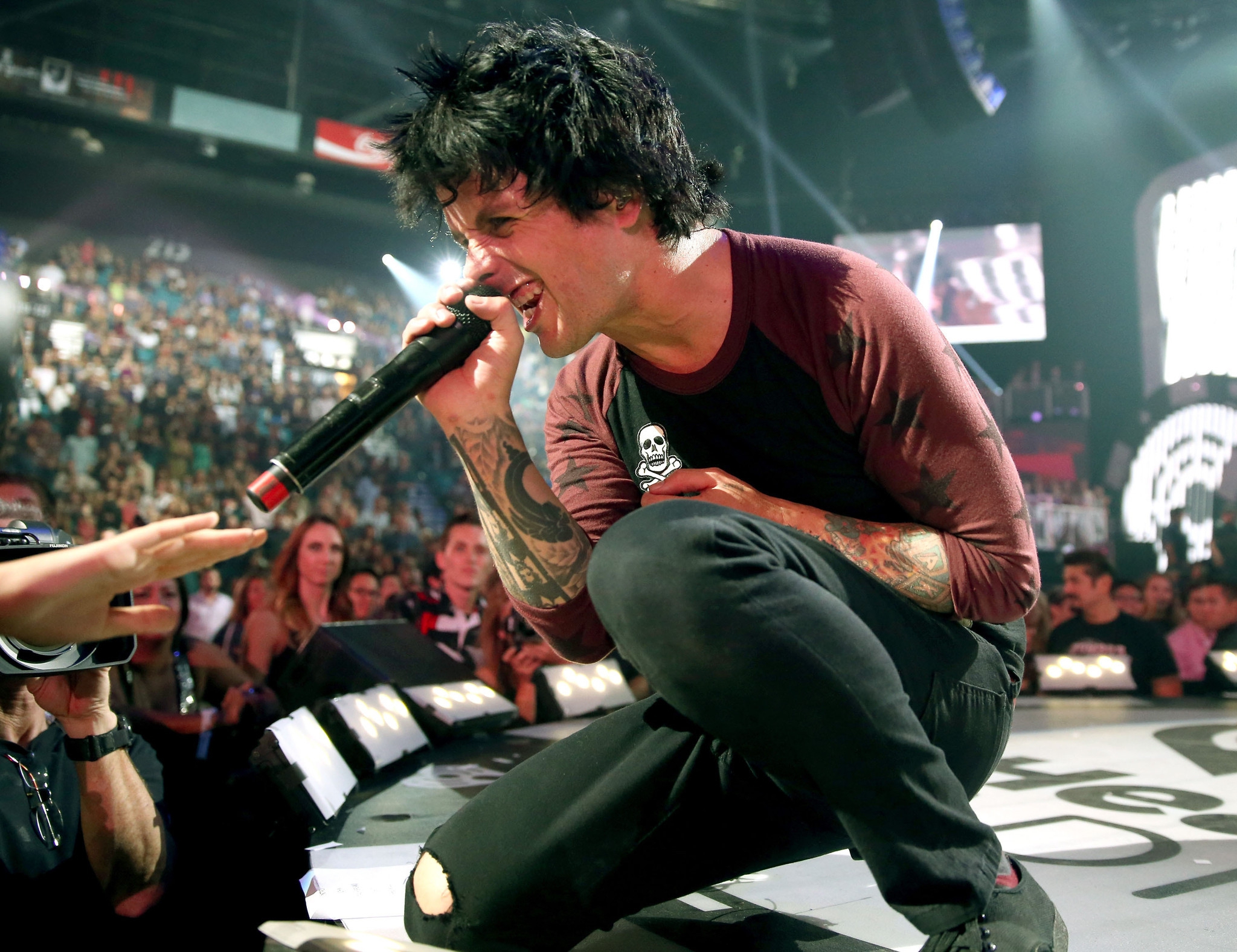 Billie Joe Armstrong Wallpapers Images Photos Pictures Backgrounds
