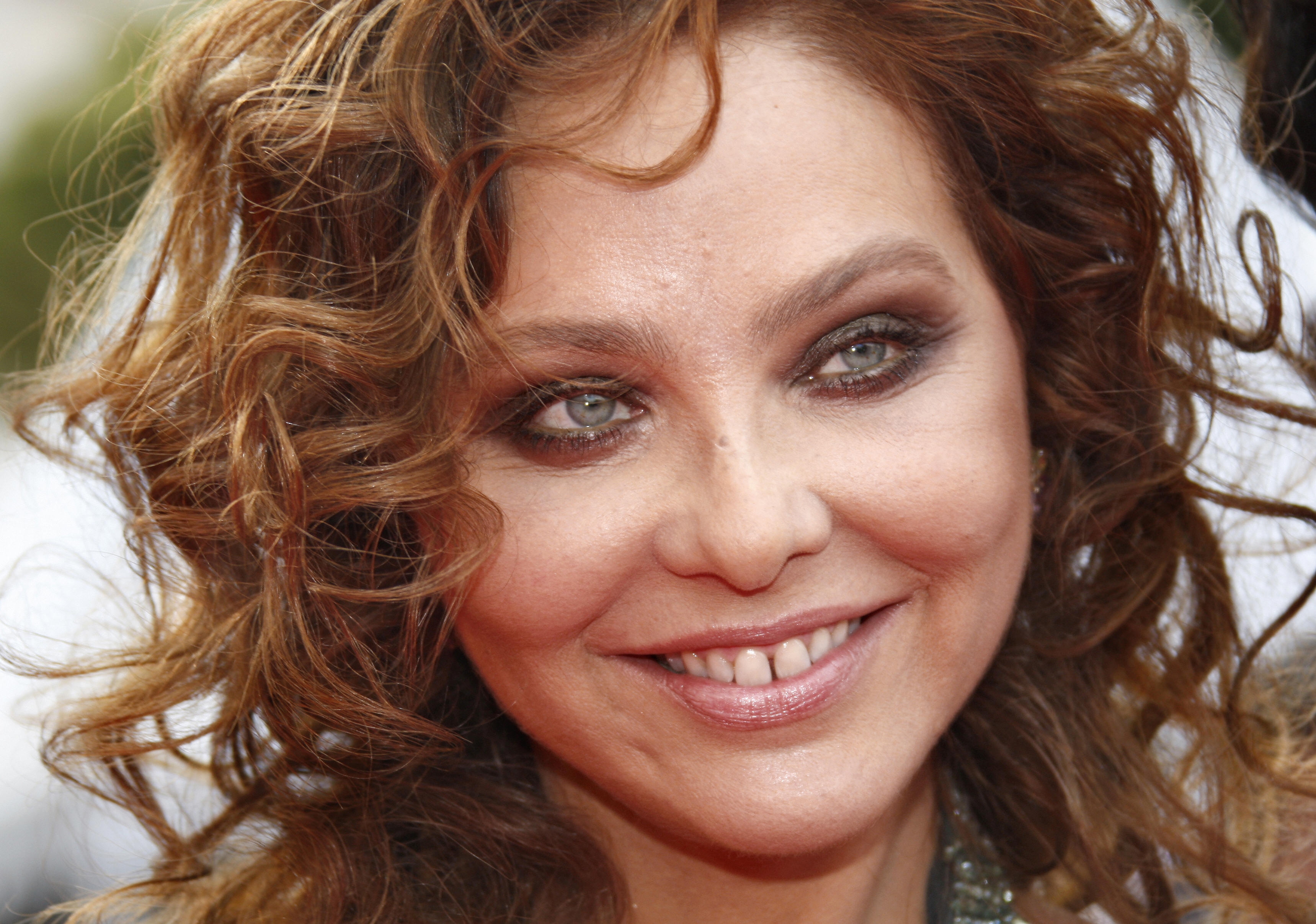 Ornella Muti Wallpapers Images Photos Pictures Backgrounds