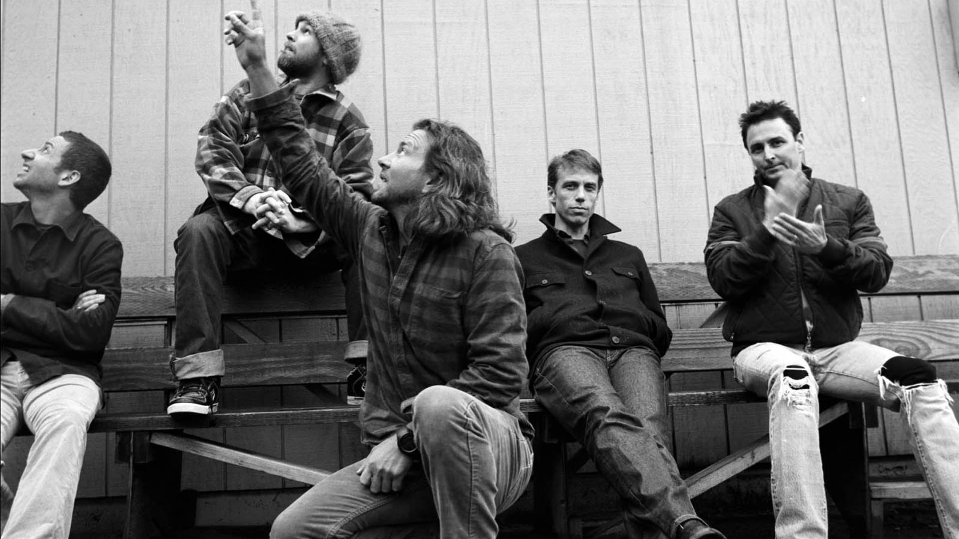 Pearl Jam Wallpapers Images Photos Pictures Backgrounds