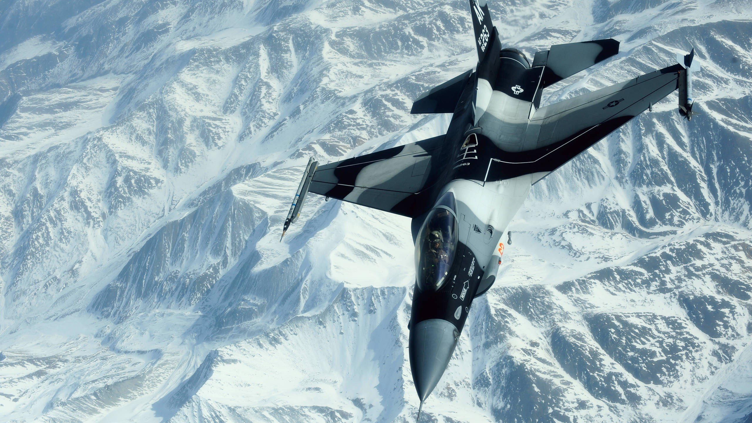 General Dynamics F 16 Fighting Falcon Wallpapers HD / Desktop and