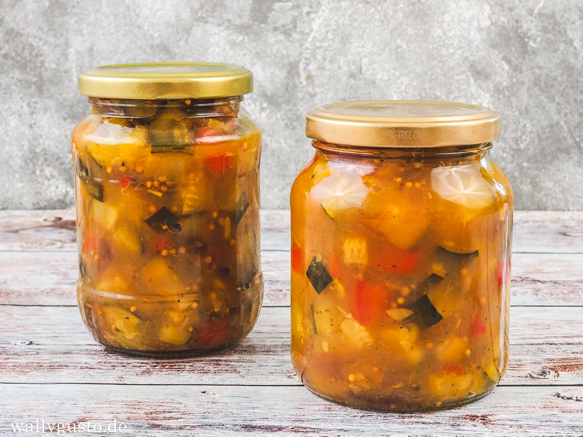 ZucchiniRelish mit roter Paprika und Curry Wallygusto