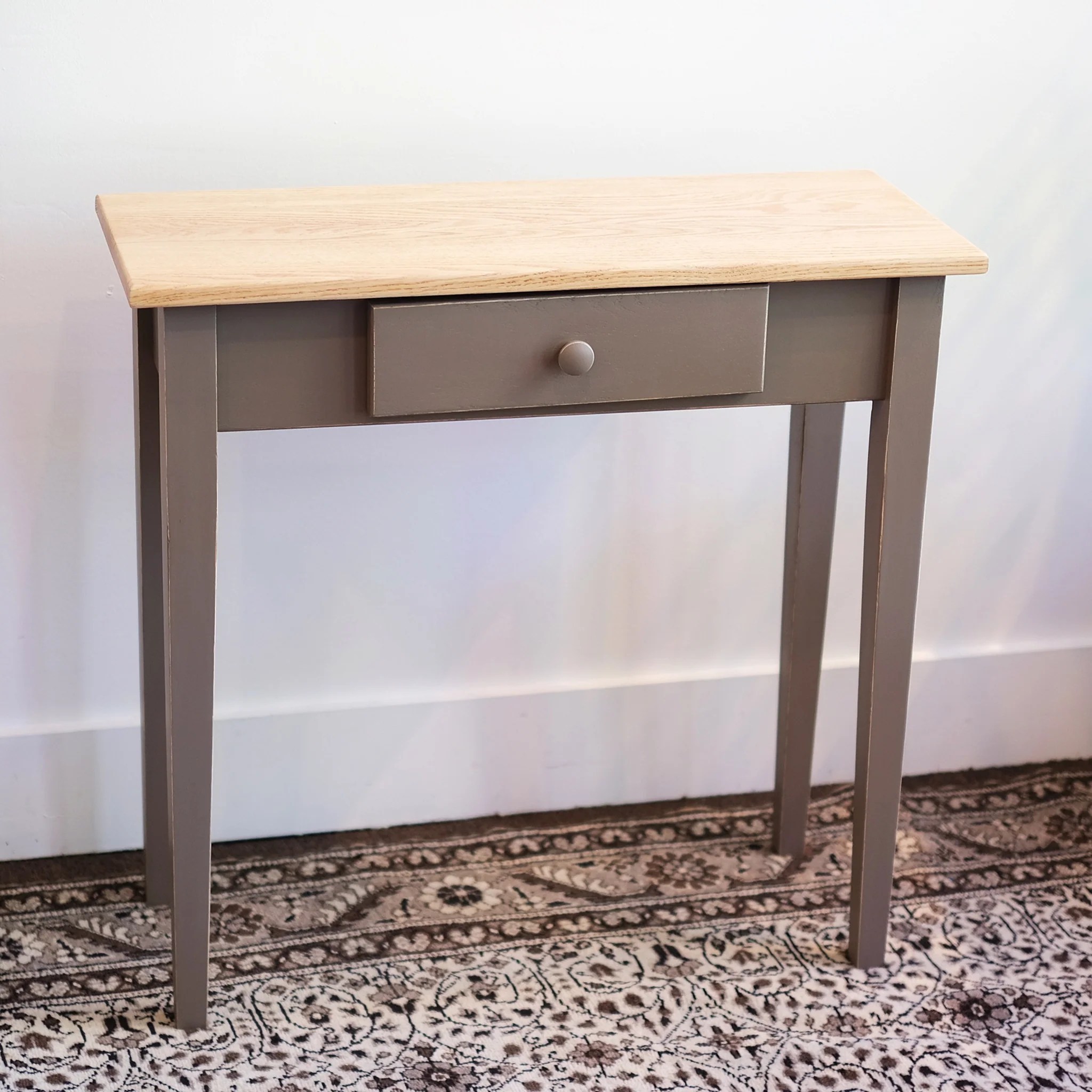 Bob's Entryway Table Walnut & Wool