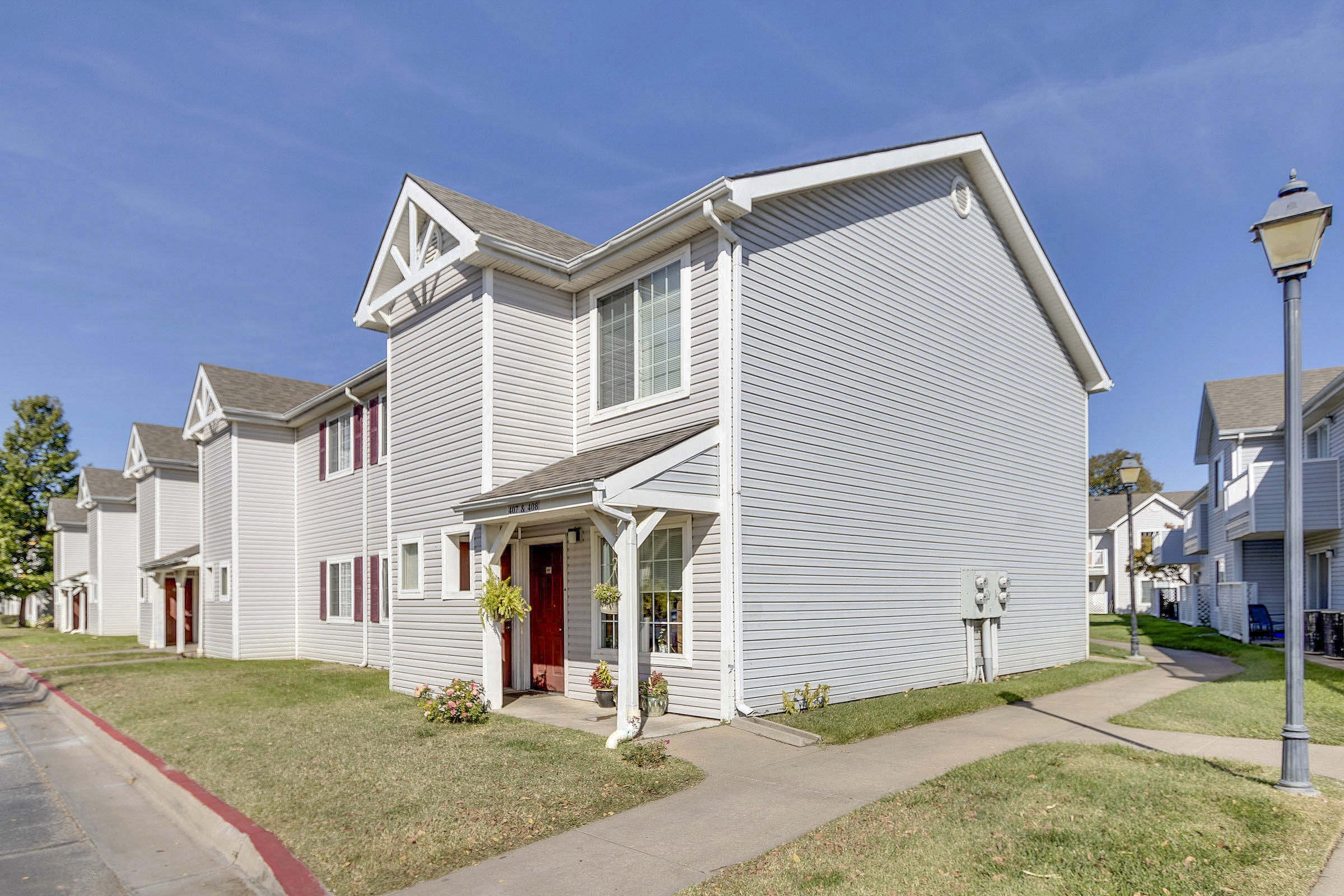 Walnut River Residences » El Dorado, Kansas Apartments