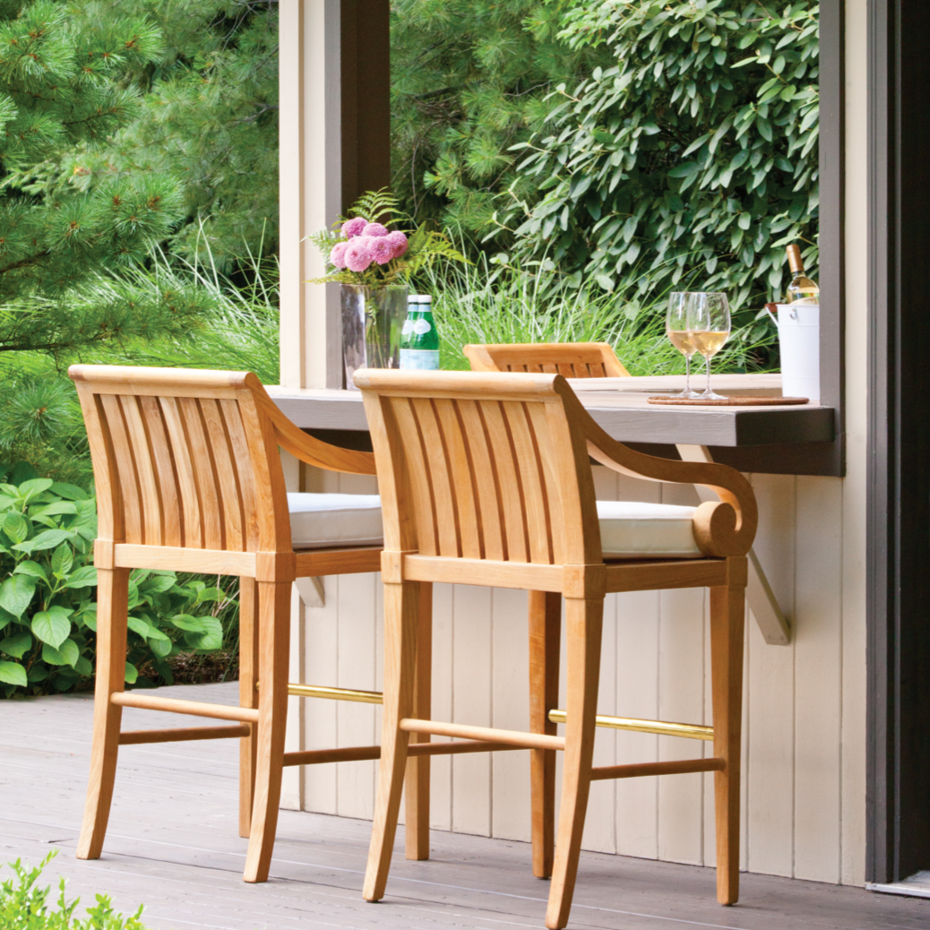 The Wicker Works Outdoor Walters