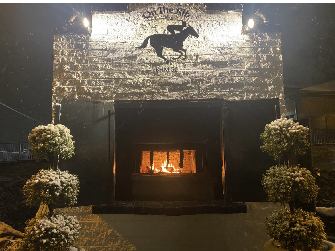 Gallery Walts Hitching Post