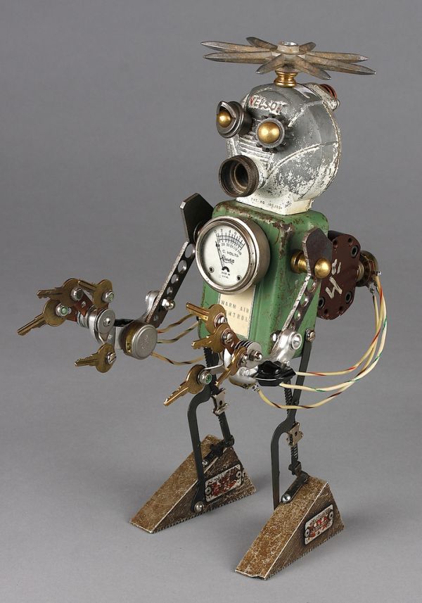 Steampunk Robot Sculptures Are Intriguing