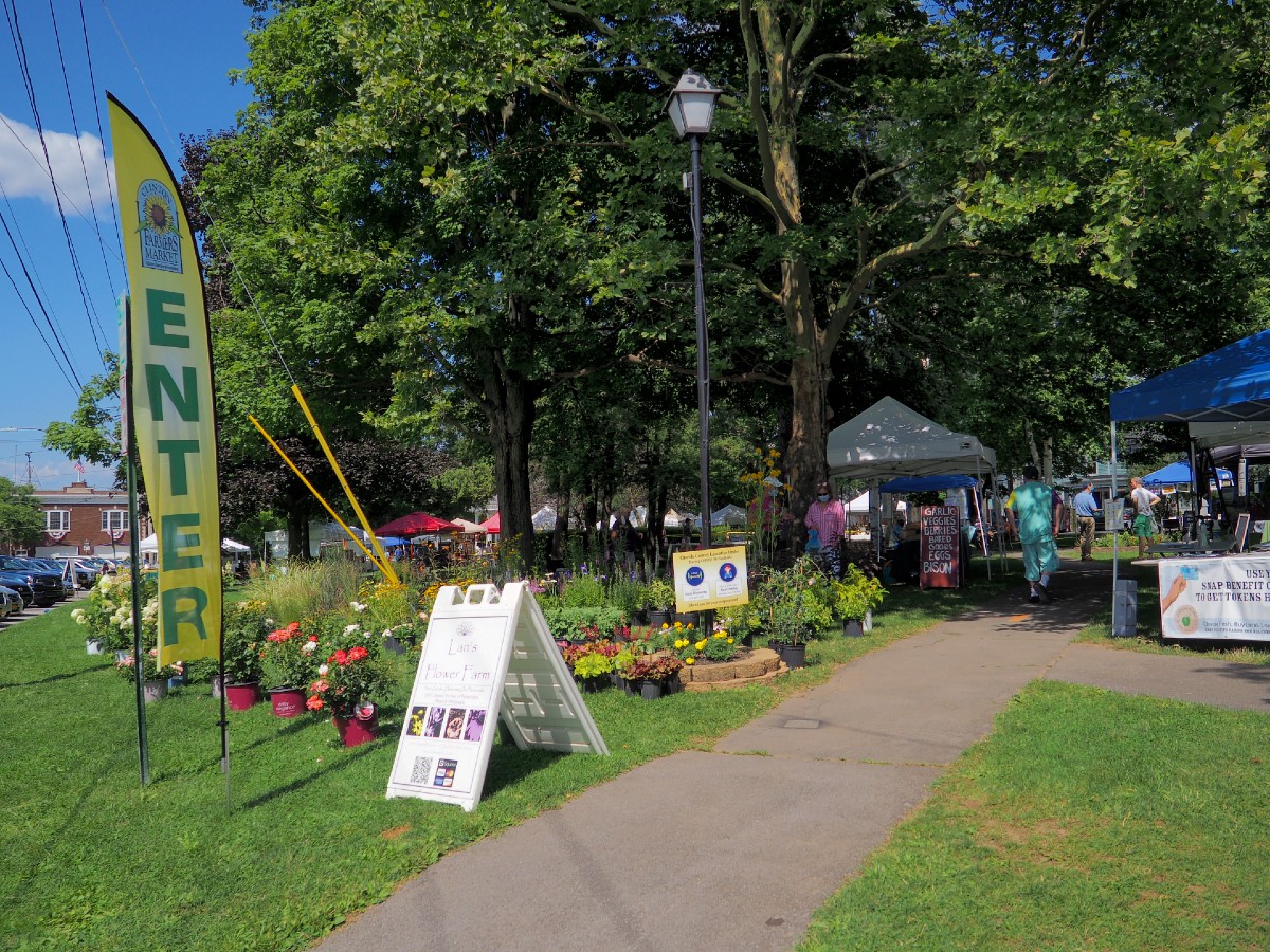 Clinton Farmers Market