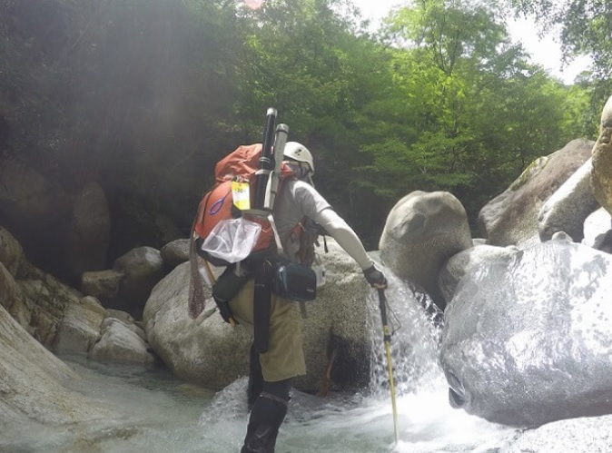 渓流ゲーターのおすすめ!モンベル ウェットゲーター【レビュー】 Wandering Life!【地球と遊ぶ】