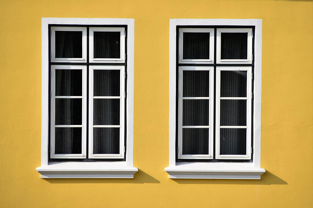 Aluminum vs Vinyl Windows Which is Right For You?