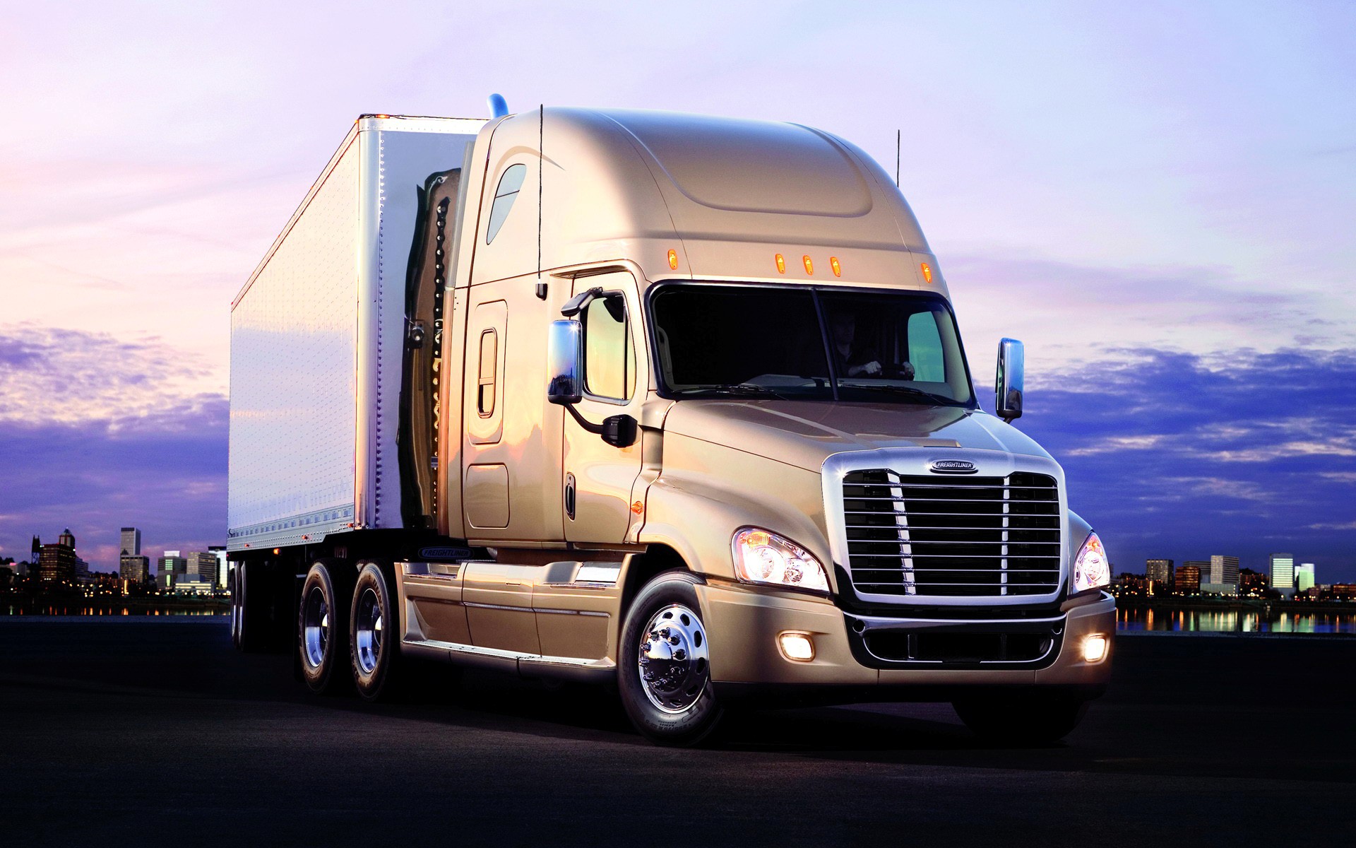 What is a Truck Driving School? Wannadrive Online Driving School