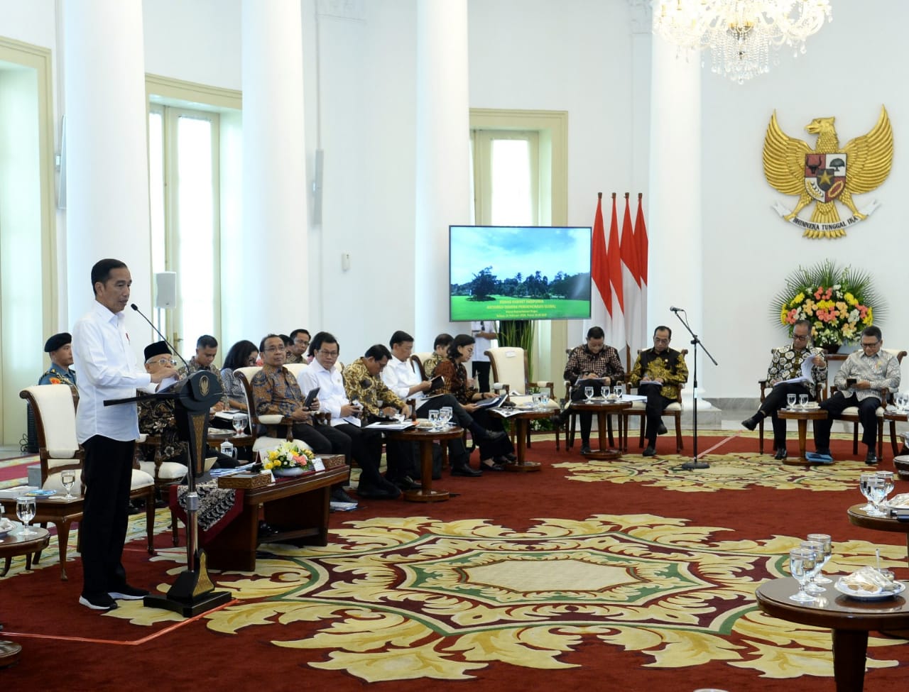 The Chairman of Presidential Advisory Council attended Plenary