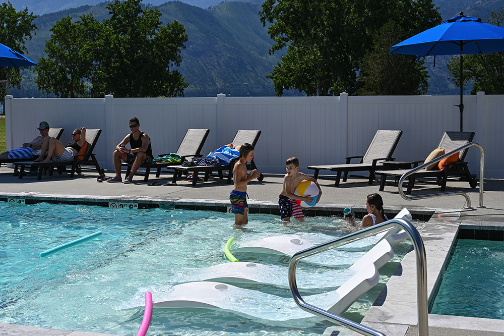 Paradise on the Point Ponderosa 4B Wapato Point Lake Chelan Rentals