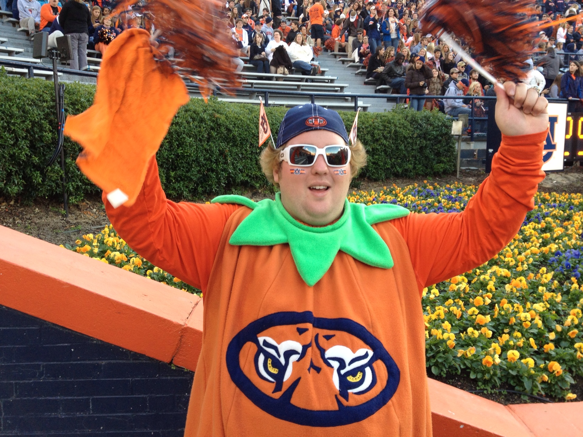 War Blogle A Collection of AuburnThemed Halloween Costumes
